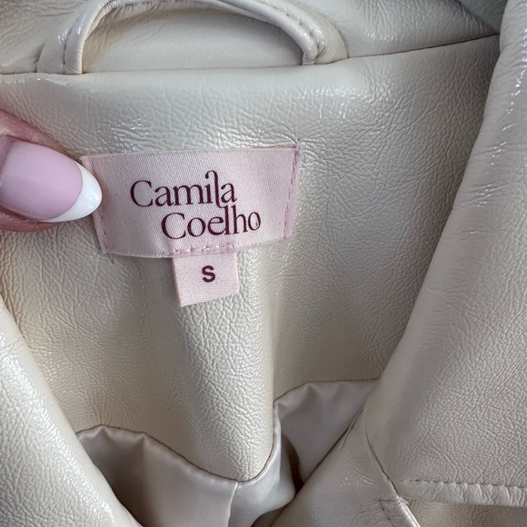 Camila Coelho Florencia Moto Jacket sand beige patent faux fur sleeves biker - Picture 3 of 7